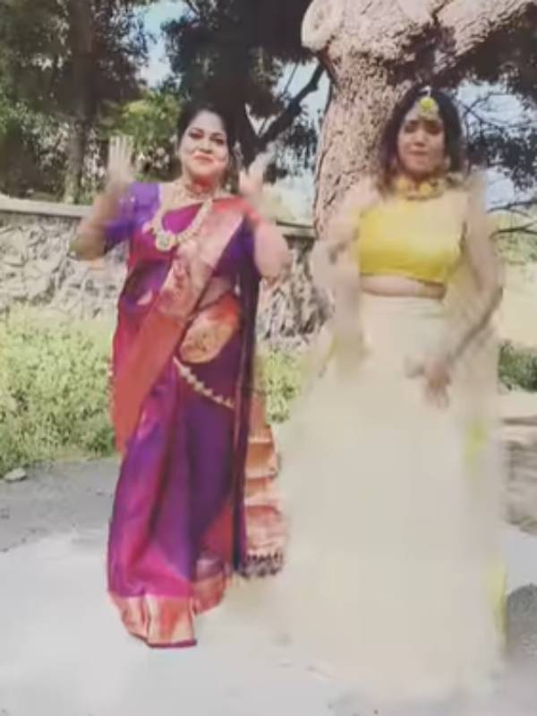 ரோஜா ரீல்ஸ் 