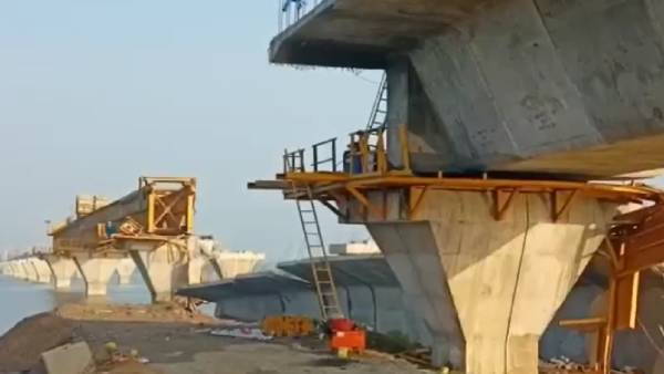 இரட்டை பாலம்