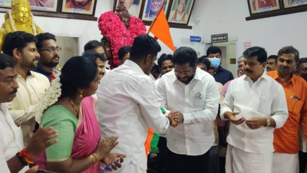  புளகாங்கிதம் அடைந்த பாஜக