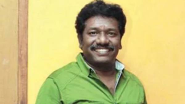 ஆர்.எஸ்.எஸ் ஆக இருக்கிறார் 