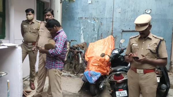 10 துண்டுகளாக உடல்கள் 