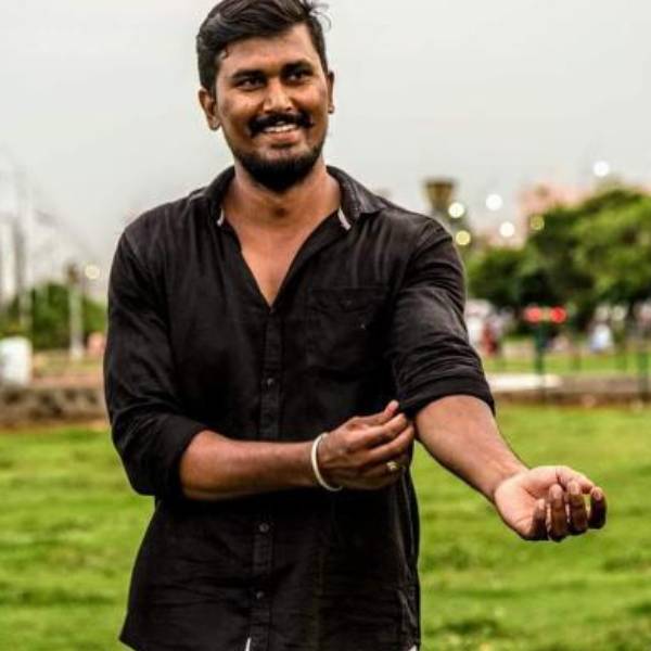 சிதம்பரம் நடராஜரின் ஆனந்த தாண்டவம் சிதம்பரம் நடராஜரின் ஆனந்த தாண்டவம்