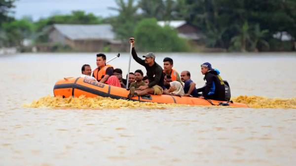 மீட்புப் பணிகள் மீட்புப் பணிகள்