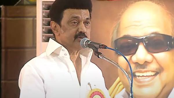  சிலை அமைந்துள்ள இடம்