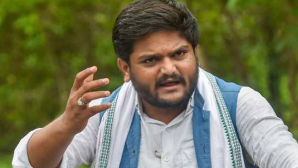  ஹர்திக் படேல் விலகல் 