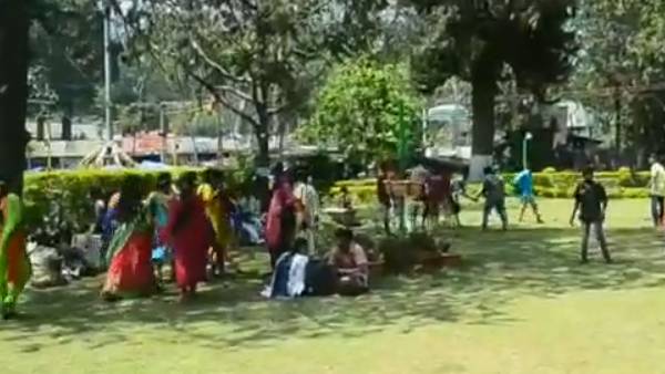 வெளிமாநில பயணிகள் வெளிமாநில பயணிகள்