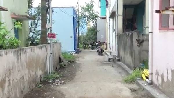 வயதான தாய் 