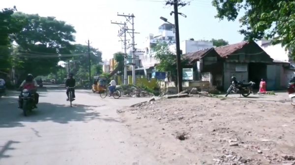 சிறையில் ஆசிரியை சிறையில் ஆசிரியை