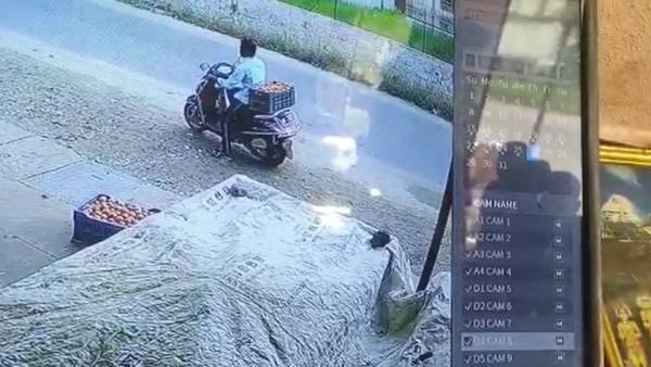 ஸ்கூட்டரில் வந்து கைவரிசை 