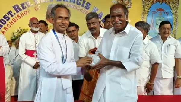 பேராயர் பதவியேற்பு பேராயர் பதவியேற்பு