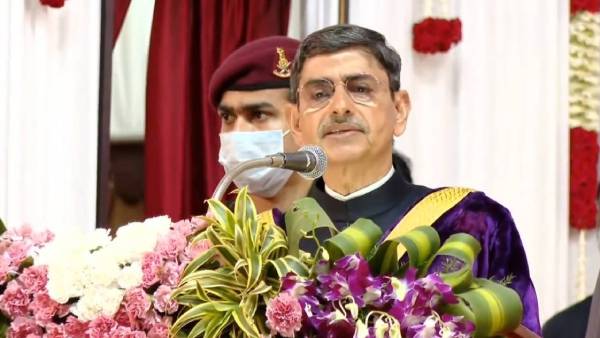  தமிழை புகழ்ந்த ஆளுநர் 