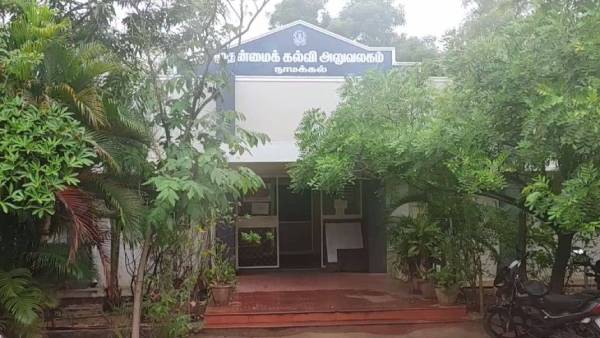 பறக்கும் படை சோதனை 