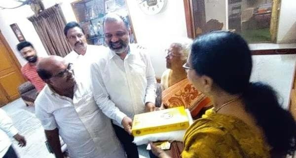 சுப்பு அக்கா சுப்பு அக்கா