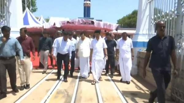 மேட்டூர் அணை நீர் திறப்பு மேட்டூர் அணை நீர் திறப்பு