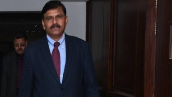 சிபிஐ முன்னாள் இயக்குநர் 