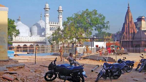 மசூதியில் சிவலிங்கமா? 