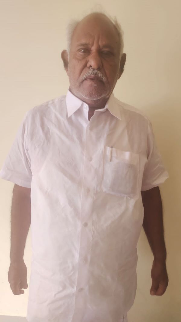 வீடுகளில் சோதனை 