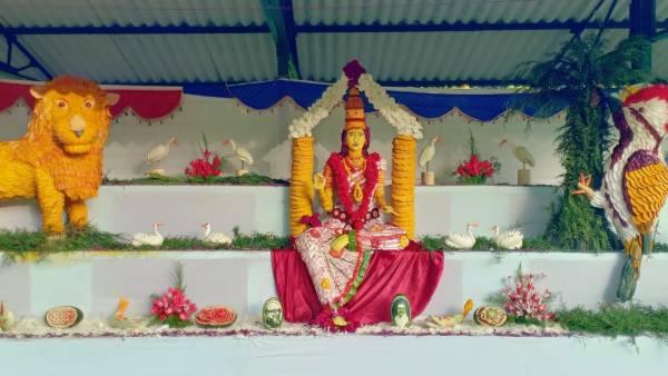 தமிழ் அன்னை 