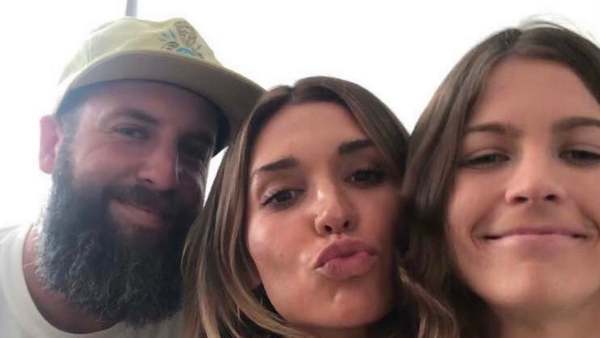  முக்கோண காதல்