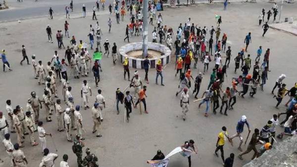 இளைஞர்கள் போராட்டம் 