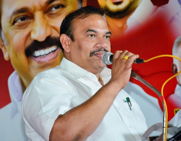 தர்ணா போராட்டம் தர்ணா போராட்டம்