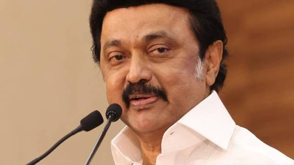 ஸ்டாலின் மரியாதை 