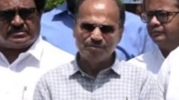  விதிகளை மீறிய போலீசார் 