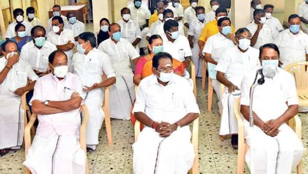 தலைமை கழக நிர்வாகிகள் கூட்டம் 