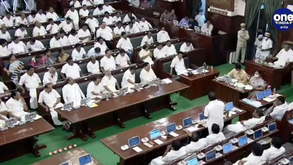 எதிர்க்கட்சிகளின் செயல்பாடுகள் எதிர்க்கட்சிகளின் செயல்பாடுகள்