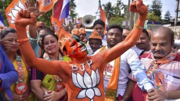 ஆஸம்கர் பாஜக வெற்றி