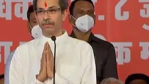 மாளிகையை காலி செய்த உத்தவ் மாளிகையை காலி செய்த உத்தவ்