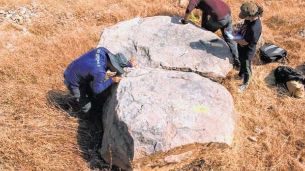  ஆய்வாளர்கள்