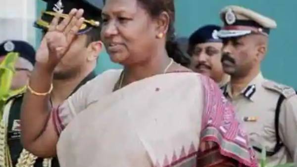 யஷ்வந்த் சின்ஹா VS திரௌபதி முர்மு 