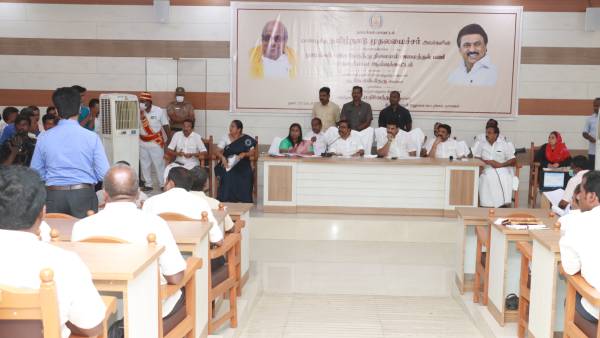 அமைச்சர் நேரு 