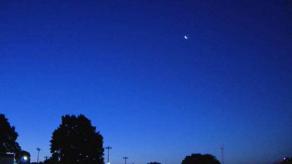  ஒரே நேர்கோடு