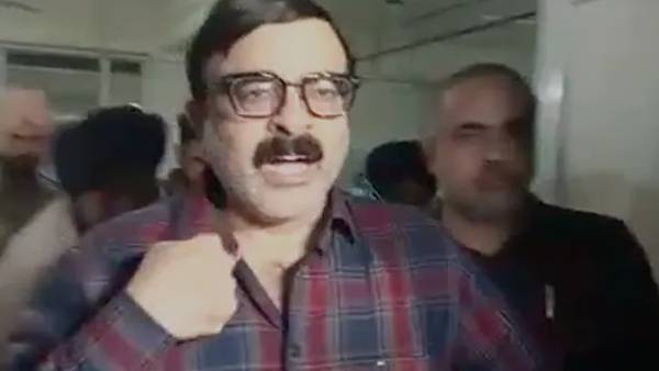  வலியுறுத்தல்