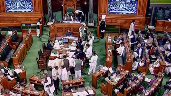 நடவடிக்கை எடுக்க வலியுறுத்தல் 