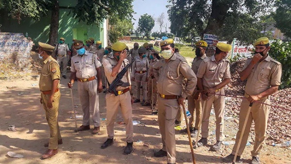 போலீசார் விசாரணை போலீசார் விசாரணை