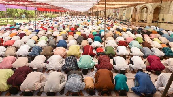 கட்டாய விடுப்பு 