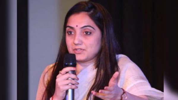 நுபுர் ஷர்மா மீது வழக்கு நுபுர் ஷர்மா மீது வழக்கு