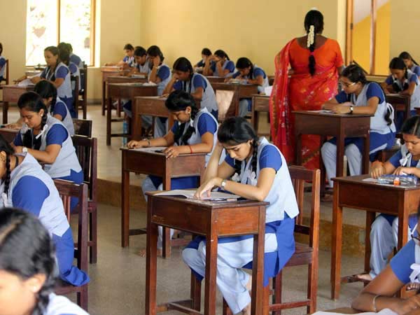 பிளஸ் 2 தேர்ச்சி விகிதம் அதிகம் 