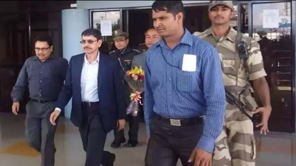 என்ன காரணம் 