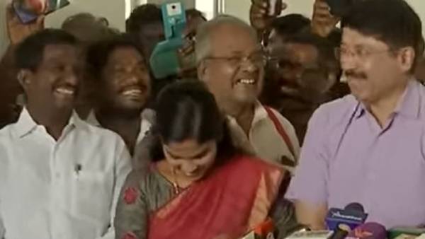  குழந்தை - மேயர்