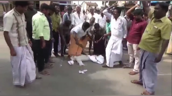 உருவபொம்மை எரிப்பு 