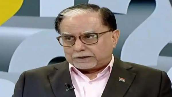 காங்கிரஸால் எம்பி ஆனவர் காங்கிரஸால் எம்பி ஆனவர்