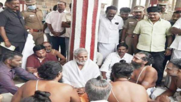 அதிகாரிகள் ஆலோசனை 