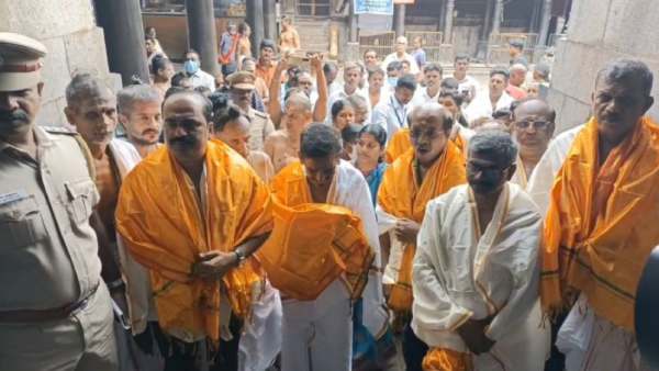 தீட்சிதர்கள் எதிர்ப்பு 