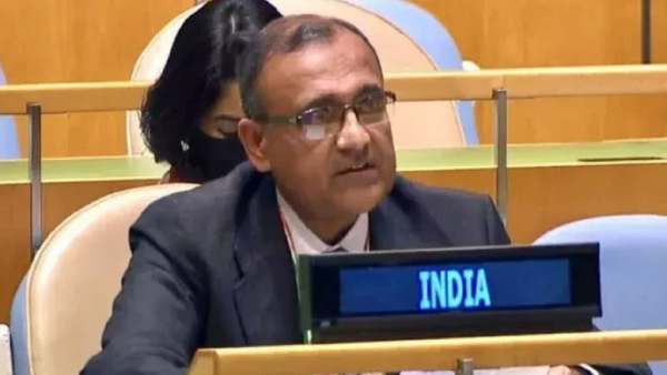 எதிர்ப்புக்கு மத்தியில் புதிய அங்கீகாரம் 