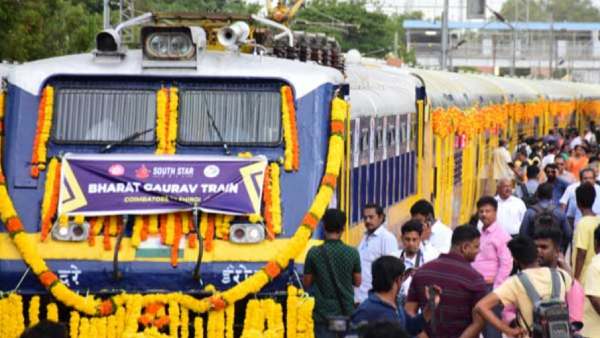 1,092 பயணிகள் செல்லலாம் 