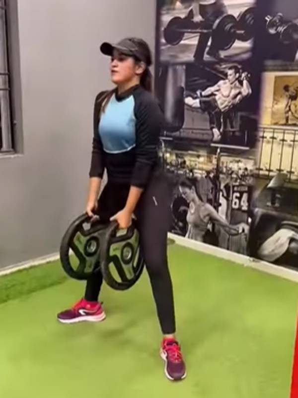 காவ்யா விலகுகிறாரா